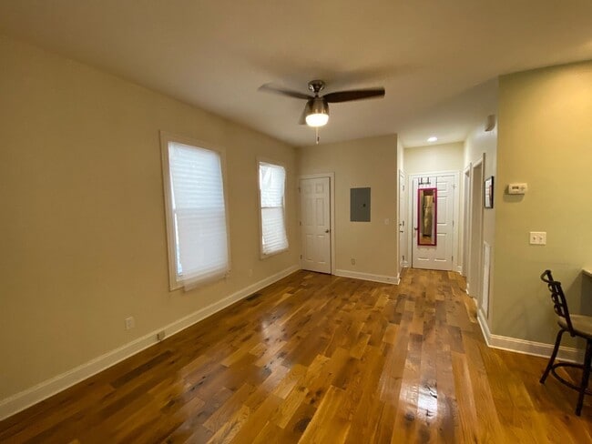 Building Photo - 63 Mechanic St