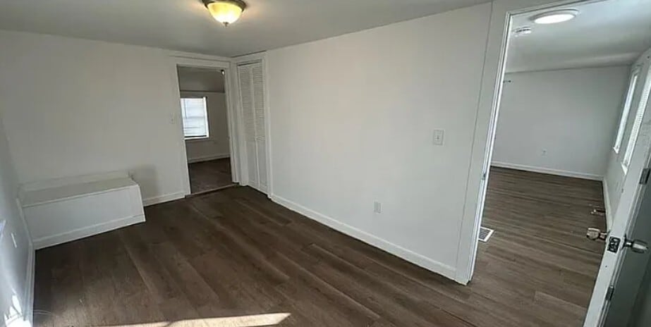 Building Photo - 34 Pleasant St