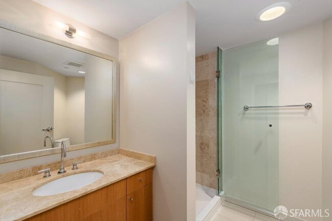 Building Photo - 355 1st St