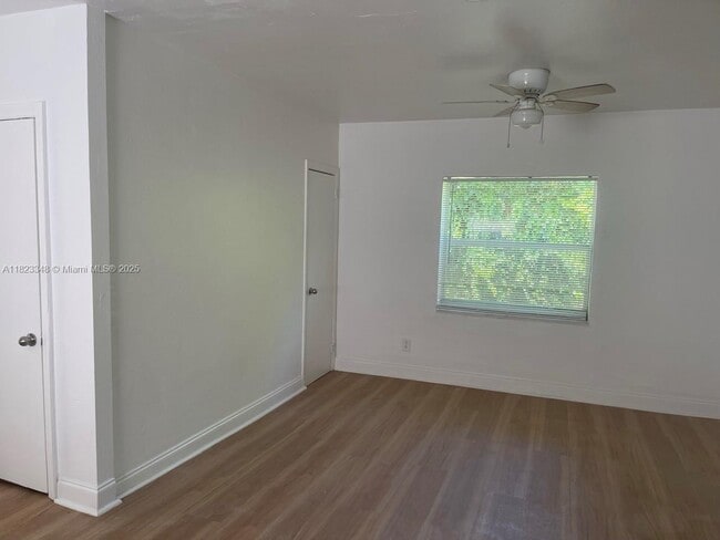 Building Photo - 2329 NE 173rd St