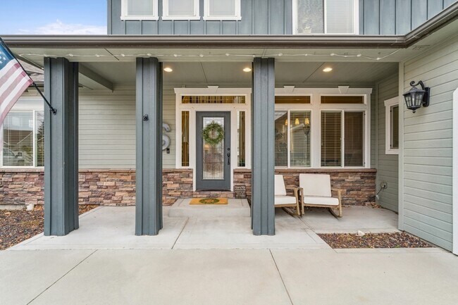 Building Photo - 2012 W Rock Creek Dr