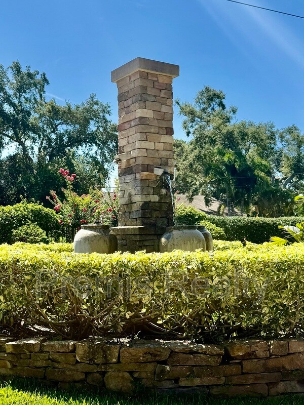 Building Photo - 2500 Winding Creek Blvd