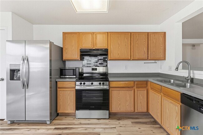 Building Photo - 224 Capistrano Dr