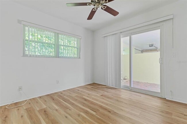 Building Photo - 9 Crompton Pl