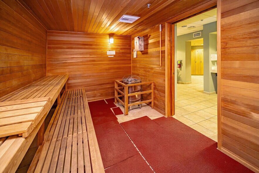 Building Photo - 3308 Parliament Cove