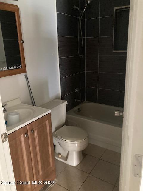 Building Photo - 872 Americana Blvd NW