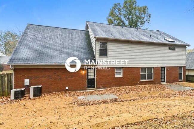 Building Photo - 4 Bedroom Pet-Friendly Home in CORDOVA, TN with Main Street Renewal