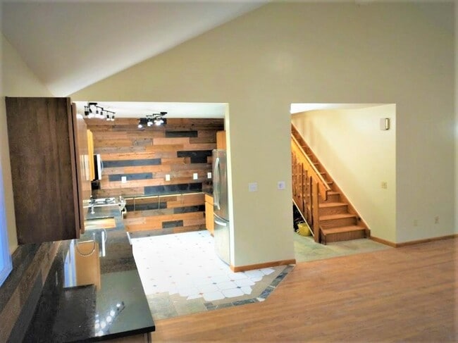 Building Photo - 1848 Arbordale