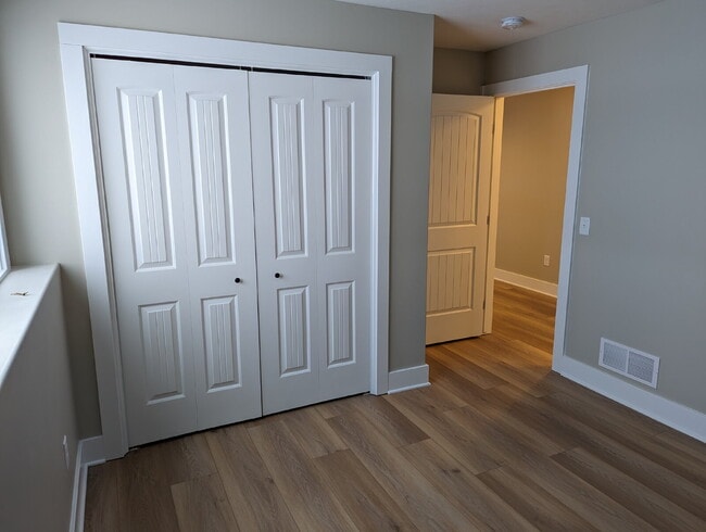 Building Photo - Recently Built 4 Bedroom, 2.5 Bath Duplex in Grandville