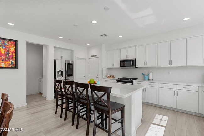 Building Photo - 122 Red Brick Dr