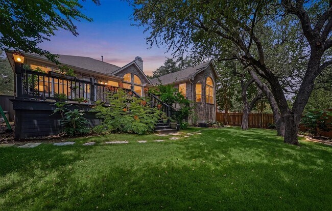 Building Photo - 1209 Horseback Hollow