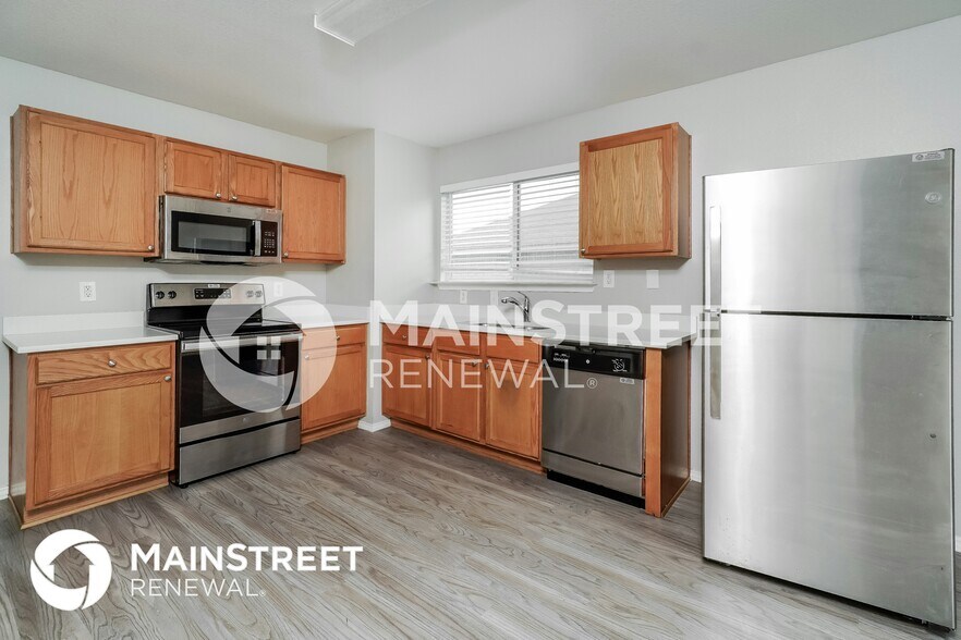 Building Photo - 8210 Steep Valley