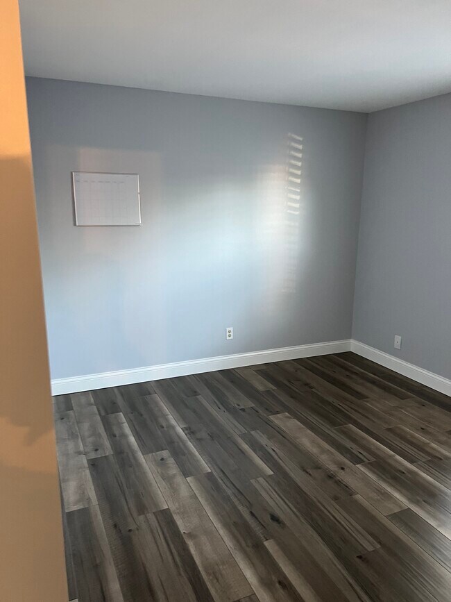 Building Photo - 4298 Chateau de Ville Dr