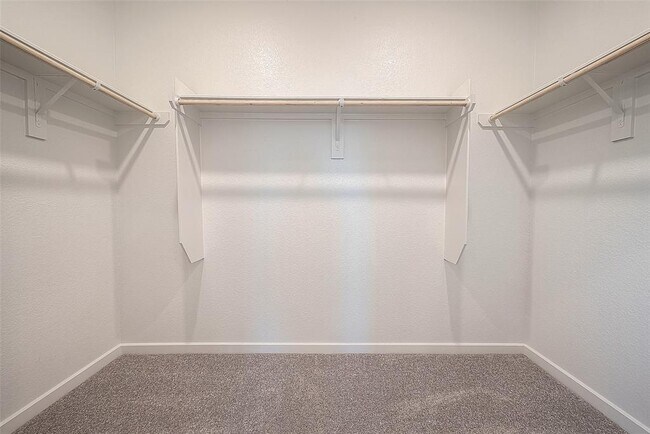 Building Photo - 21834 Sunshine Cove Ln