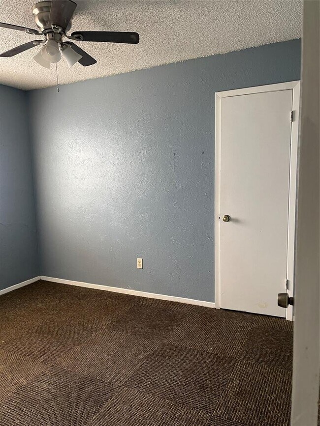 Building Photo - 4808 Spring Meadow Cove