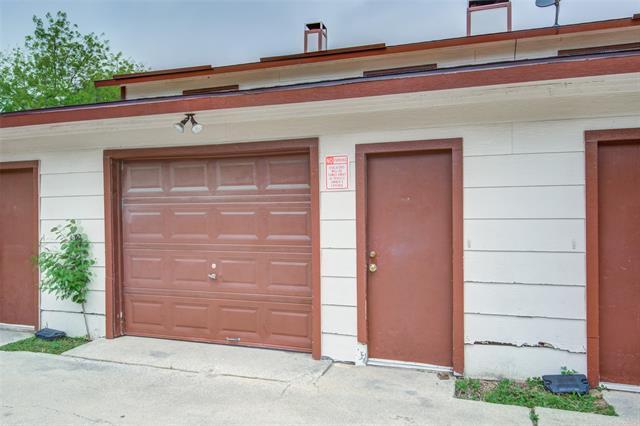 Building Photo - 3061 Olympia Dr