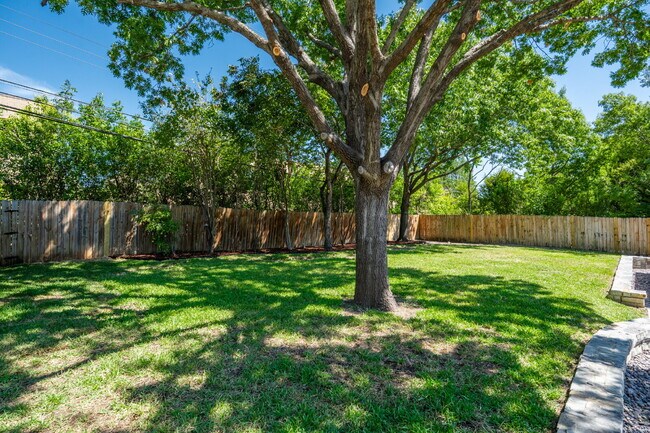 Building Photo - Modern Preston Hollow-Area Home with Resort-Style Services