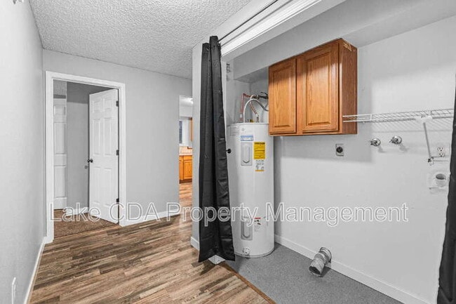 Building Photo - 205 E Boise Ave