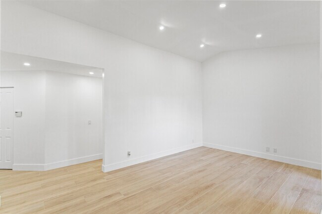 Building Photo - 6225 NW 171st St