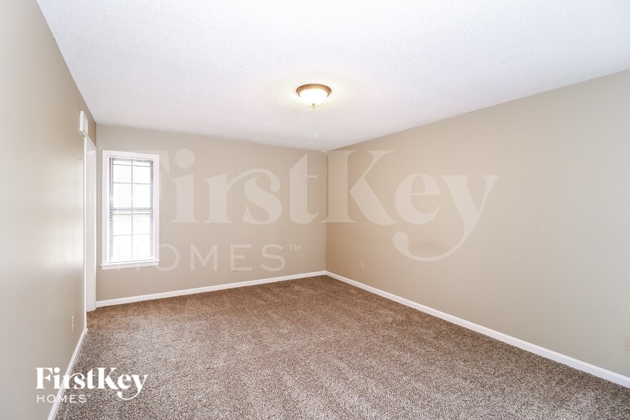 Building Photo - 8093 Cinders Rd