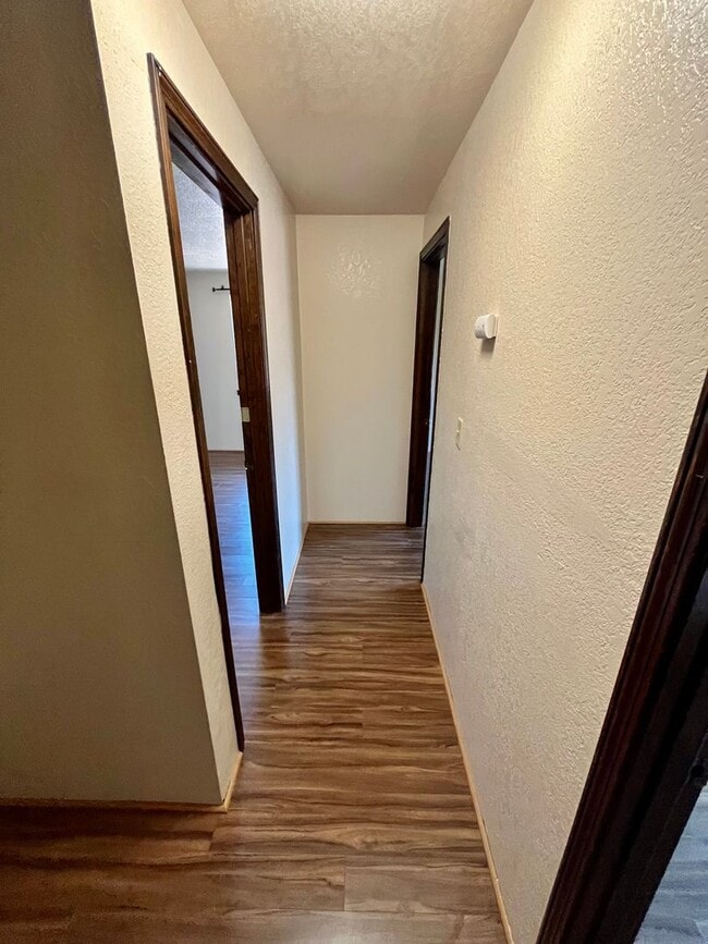 Building Photo - Duplex In South Corvallis Cul-De-Sac