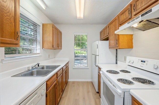 Building Photo - 4021 Valparaiso Blvd