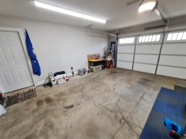 Building Photo - 919 Wheat Ridge Dr