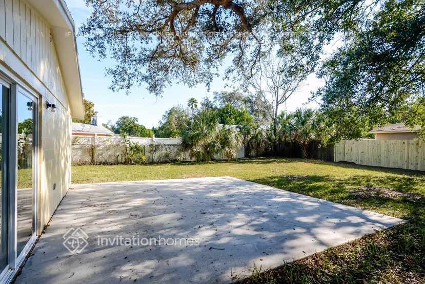 Building Photo - 6419 Willow Wood Ct