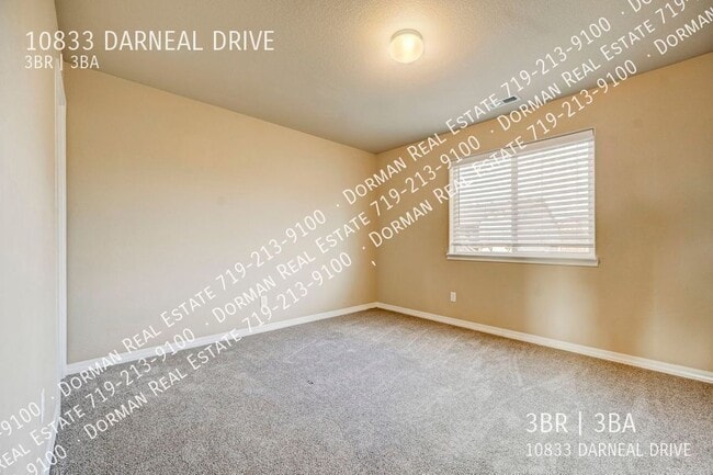 Building Photo - 10833 Darneal Dr