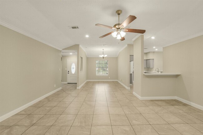 Building Photo - 21211 Park Mt Dr