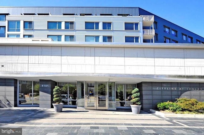Building Photo - 4101 Albemarle St NW