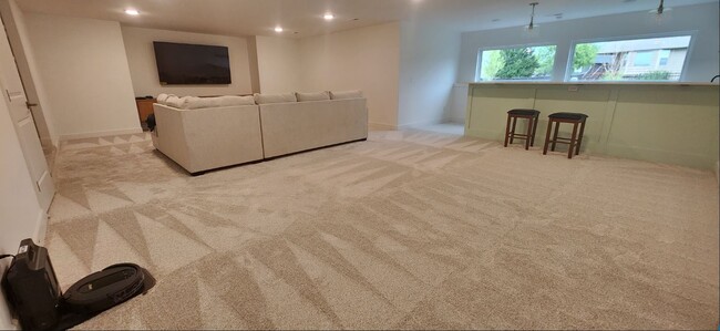 Building Photo - 2702 N Eagle St