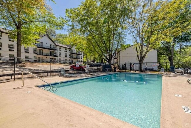Building Photo - Spring Savings + One Month Free at Northlake Apartments in Tucker, GA