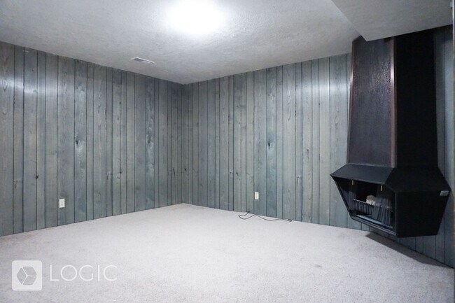 Building Photo - 2034/2038 S. 2600 E.