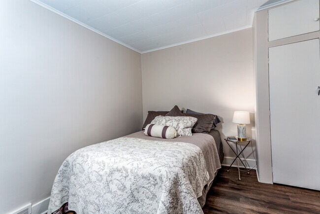 Building Photo - 10107 IL-120