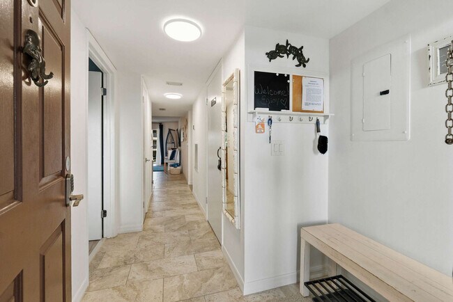 Building Photo - 850-A1A A1A Beach Blvd