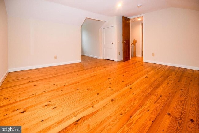 Building Photo - 12335 Rousby Hall Rd