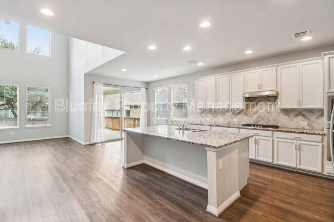 Building Photo - 13840 Tribeca
