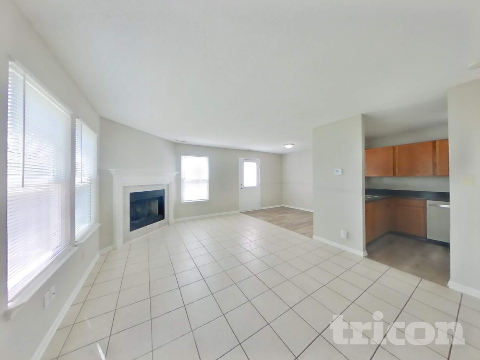 Building Photo - 473 Overland Dr