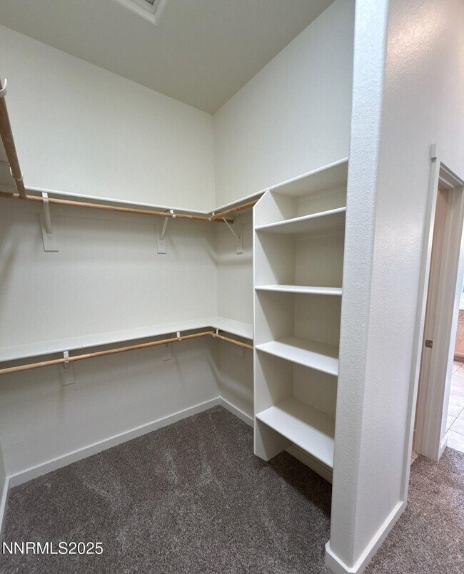Building Photo - 939 Turnberry Dr