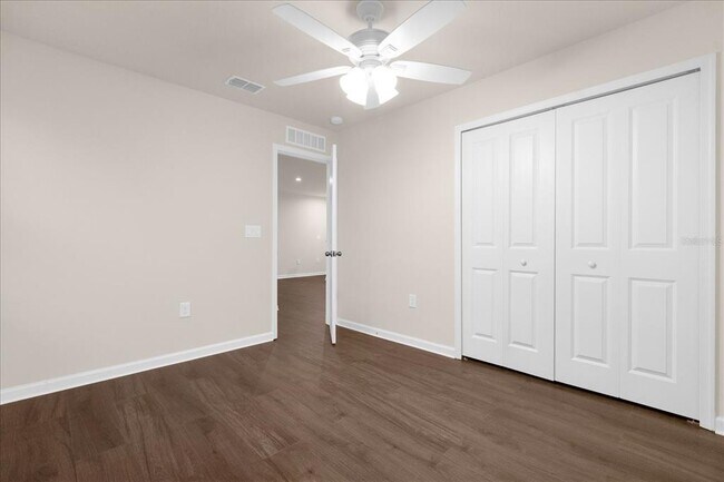 Building Photo - 6162 Glory Bower Dr