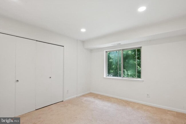 Building Photo - 11606 Vantage Hill Rd