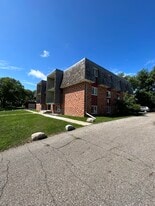 Building Photo - 907 Thomas Ave