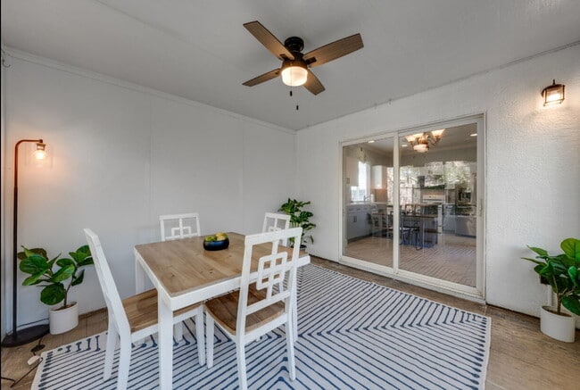 Building Photo - Cozy 3-Bed Sanctuary with 2 Full Baths in Sacramento’s Serene Prairie Dunes