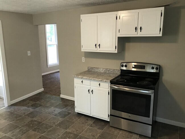 Building Photo - Lane St