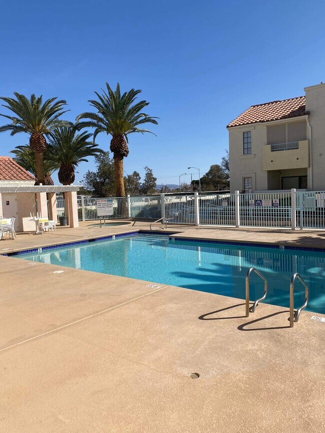 4819 S Torrey Pines Dr 4819 S Torrey Pines Dr Las Vegas NV 89103