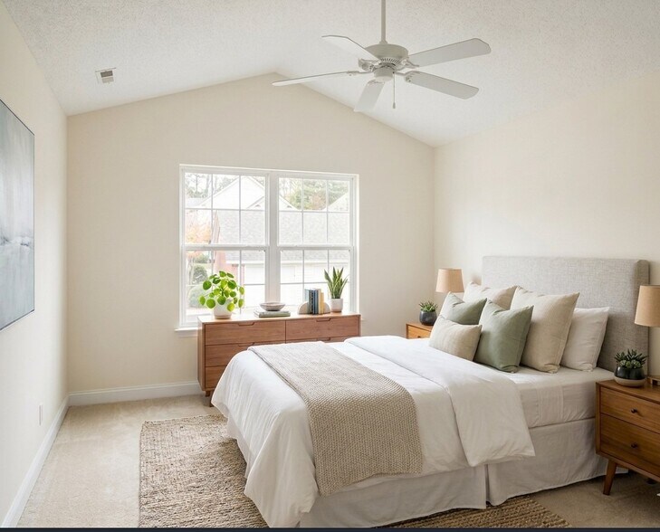 Building Photo - 4720 Twin Hickory Lake Dr