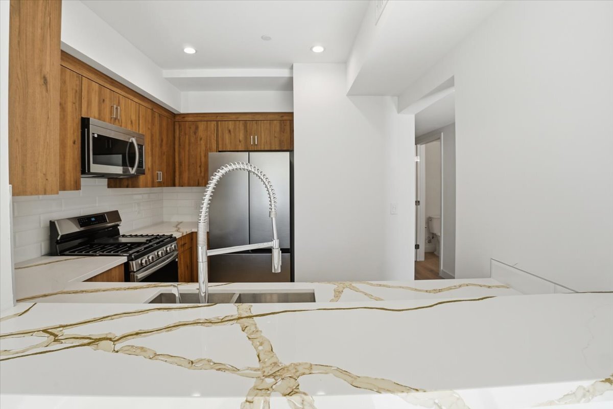 Building Photo - 1820 Prosser Ave