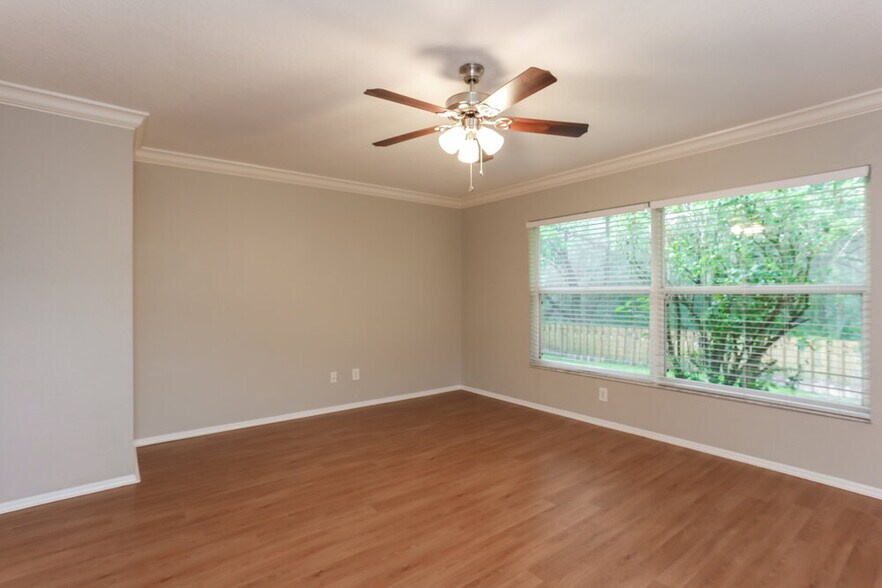 Building Photo - 11753 Shirburn Cir