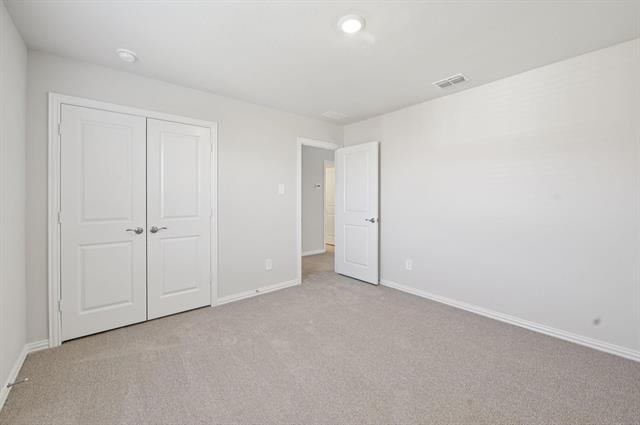 Building Photo - 717 Leavenworth Dr